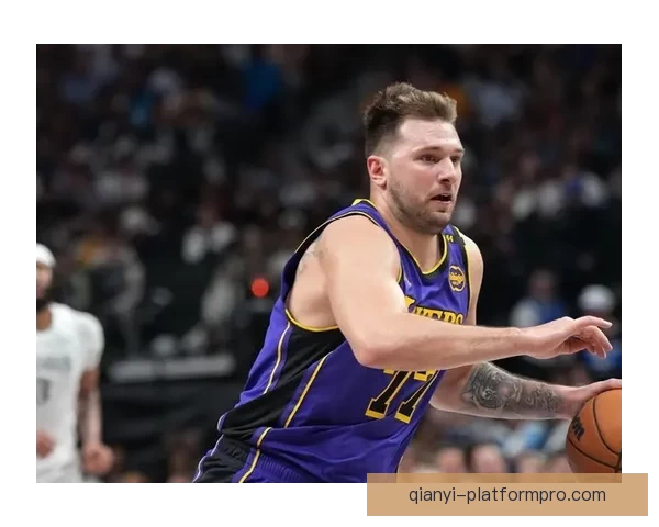 东契奇称能找回状态带领球队取胜令人欣慰 海斯每次挺身而出成球队关键